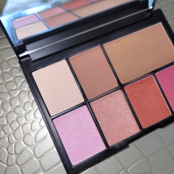 NARS NarSissist Cheek Studio Palette - Picture 4 of 6